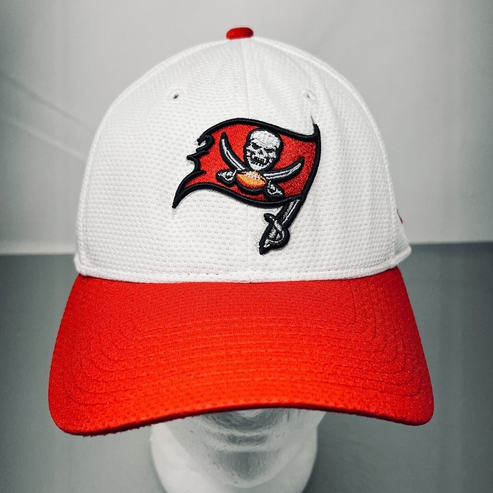 Tampa Bay Buccaneers New Era 39THIRTY Cap L/XL Fitted NFL‎ Stretch Mesh Football